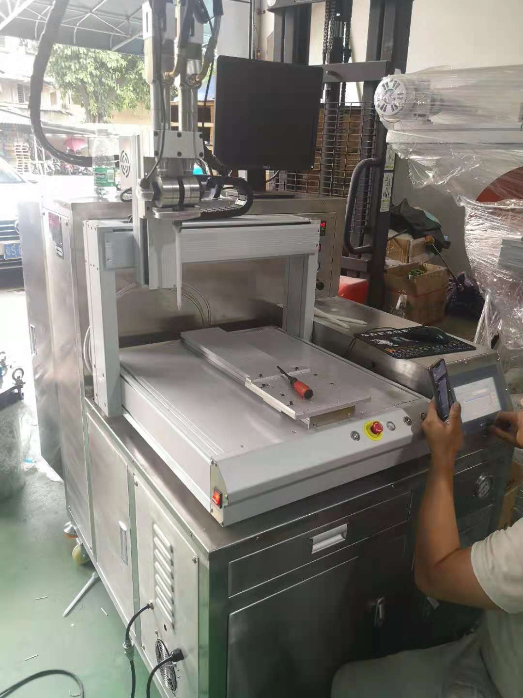 AB膠雙組份罐膠機(jī)